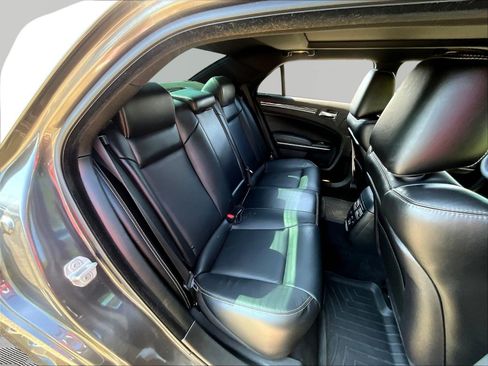 Used 2023 Chrysler 300 S w/ Comfort Group RWD image 24