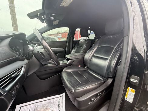 Used 2019 Cadillac XT4 Premium Luxury image 10
