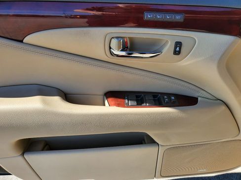 Used 2009 Lexus LS 460 RWD image 13