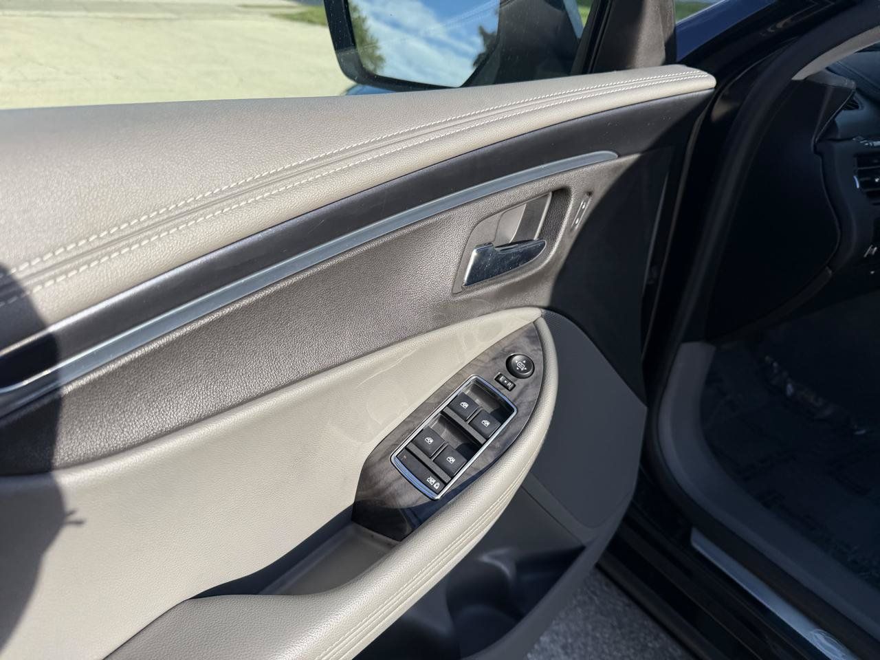 Used 2015 Chevrolet Impala LTZ FWD image 10