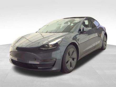 Used 2021 Tesla Model 3 Long Range image 2