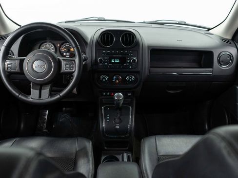 Used 2017 Jeep Patriot Sport FWD image 9