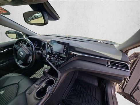 Used 2023 Toyota Camry SE w/ Convenience Package image 19