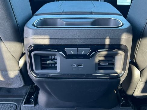 New 2026 GMC Sierra 1500 AT4 image 40