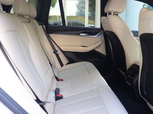 Used 2024 BMW X3 sDrive30i w/ Convenience Package RWD image 21