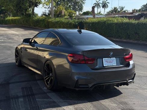 Used 2018 BMW M4 Coupe RWD image 21