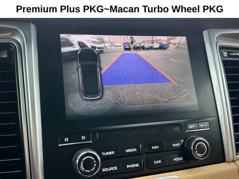 Used 2017 Porsche Macan AWD/4WD image 54
