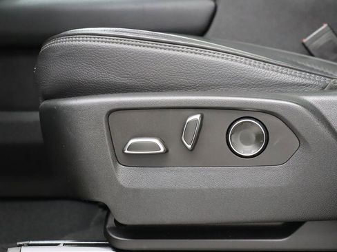 Used 2021 GMC Yukon Denali AWD/4WD image 18