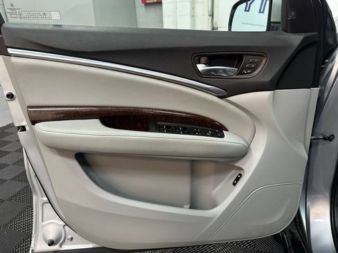 Used 2017 Acura MDX SH-AWD w/ Technology Package image 17