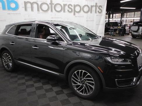 Used 2019 Lincoln Nautilus Reserve image 10