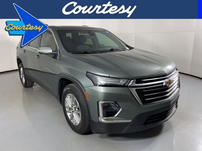 Used 2022 Chevrolet Traverse LT