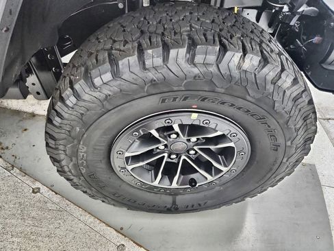 New 2026 Jeep Wrangler Unlimited Rubicon image 34