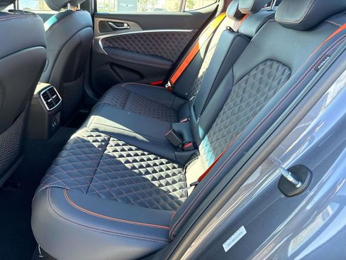 New 2026 Genesis G70 3.3T Prestige RWD image 18
