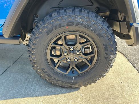 New 2026 Jeep Wrangler Unlimited Sport image 10