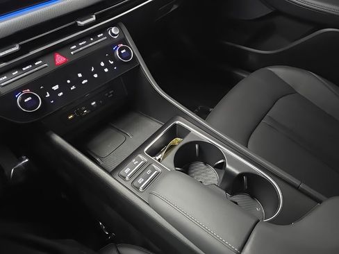 Used 2024 Hyundai Sonata Limited image 30