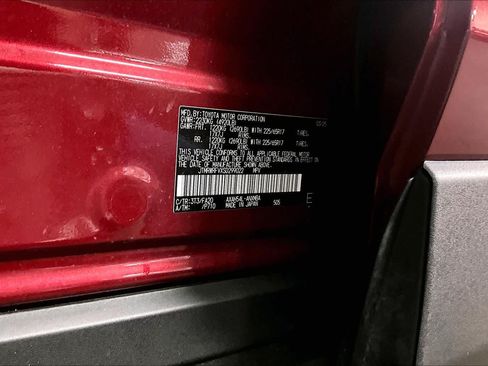 Used 2025 Toyota RAV4 XLE w/ Convenience Package AWD/4WD image 37