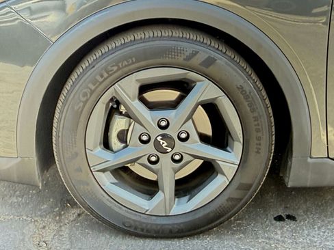 Used 2025 Kia K4 FWD image 28