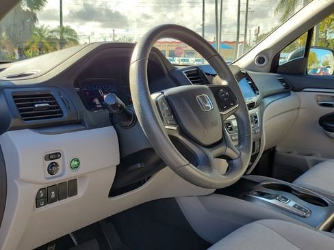 Used 2021 Honda Pilot EX image 7