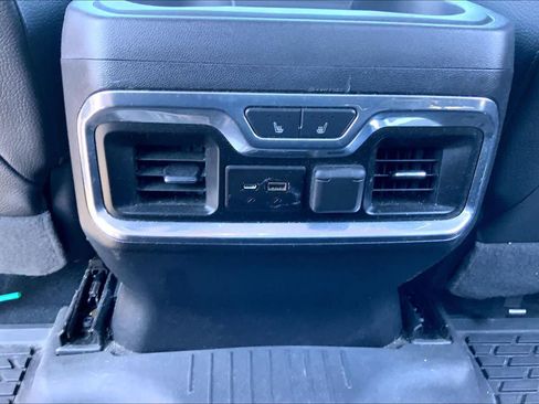 Used 2019 GMC Sierra 1500 Denali w/ Technology Package AWD/4WD image 35