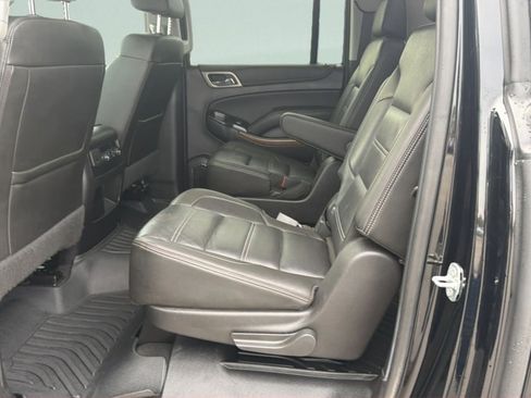 Used 2019 GMC Yukon XL Denali AWD/4WD image 19