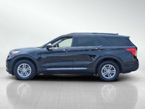 Used 2020 Ford Explorer XLT w/ Comfort Package AWD/4WD image 7