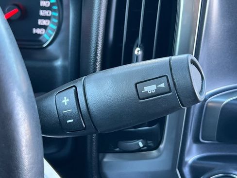 Used 2018 Chevrolet Silverado 1500 LT w/ All Star Edition AWD/4WD image 24