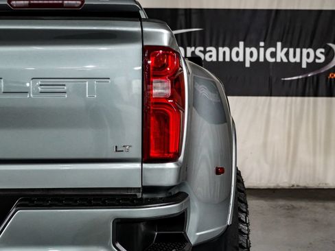 Used 2024 Chevrolet Silverado 3500 LT w/ Convenience Package AWD/4WD image 43