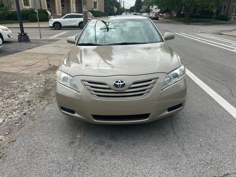 Used 2007 Toyota Camry LE FWD image 4