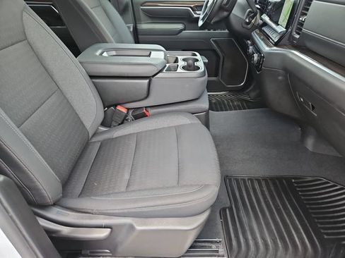 Used 2025 Chevrolet Silverado 2500 LT w/ Safety Package AWD/4WD image 11