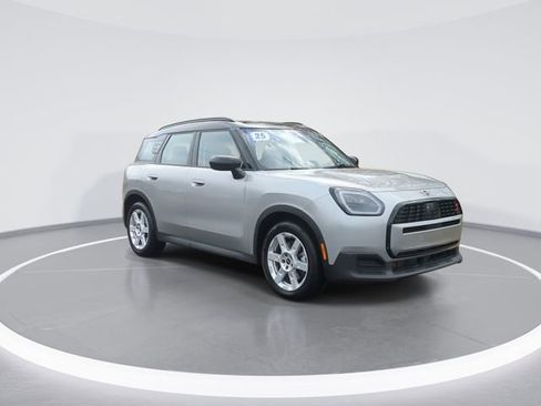 Used 2025 MINI Cooper Countryman S image 2