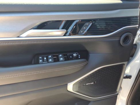 New 2026 Jeep Grand Wagoneer 4WD image 13