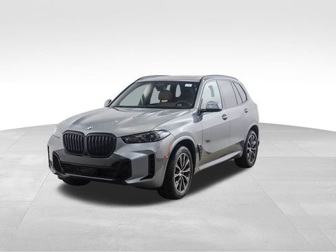 New 2026 BMW X5 xDrive40i w/ M Sport Package image 1