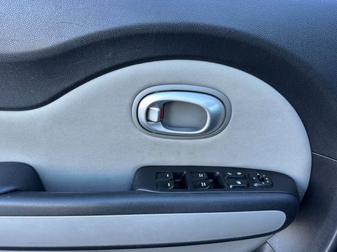 Used 2014 Kia Soul image 11