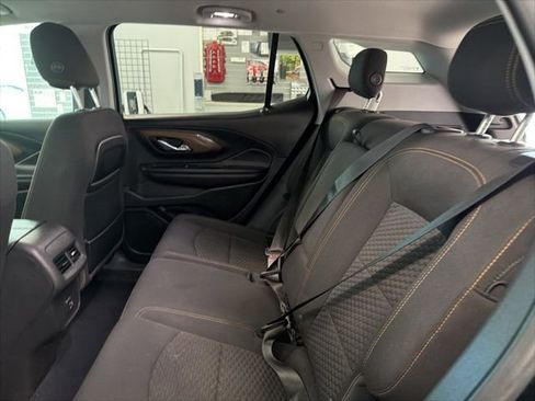 Used 2020 GMC Terrain SLE w/ Driver Convenience Package AWD/4WD image 18