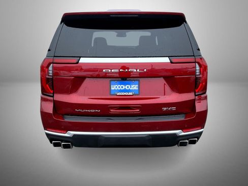 New 2026 GMC Yukon Denali w/ Sun & Power Step Package image 6
