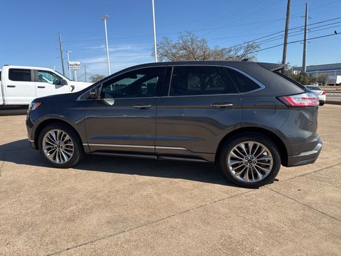Used 2020 Ford Edge Titanium w/ Equipment Group 301A image 4