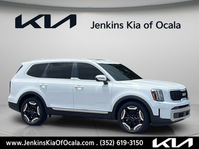 Certified 2023 Kia Telluride EX w/ EX Captain's Chair Package