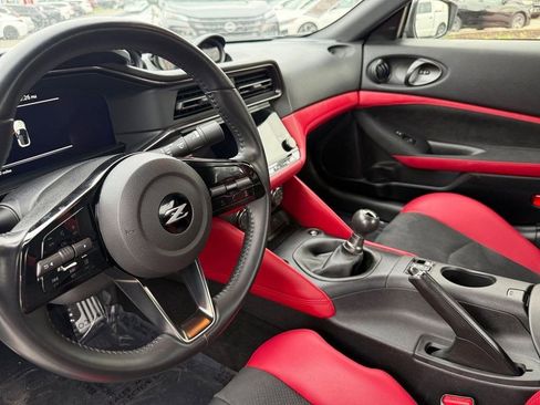Used 2024 Nissan Z Performance w/ Floor Mat Package image 39