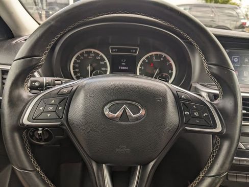 Used 2018 INFINITI QX30 Base image 20
