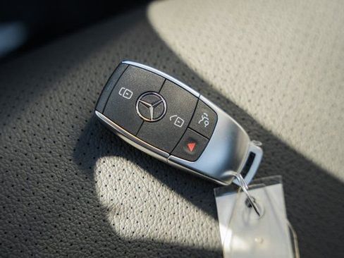 New 2026 Mercedes-Benz GLE 450 4MATIC image 46