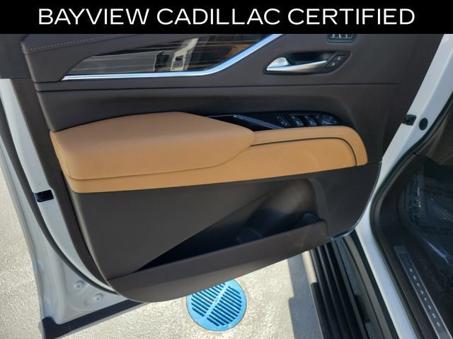 Certified 2024 Cadillac Escalade Premium Luxury w/ Performance Package AWD/4WD image 19