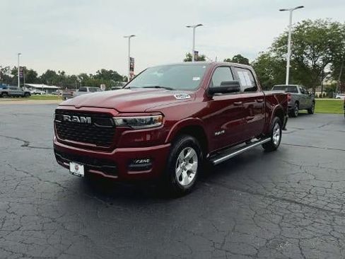Used 2025 RAM 1500 Big Horn AWD/4WD image 4