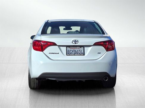 Used 2019 Toyota Corolla SE image 5