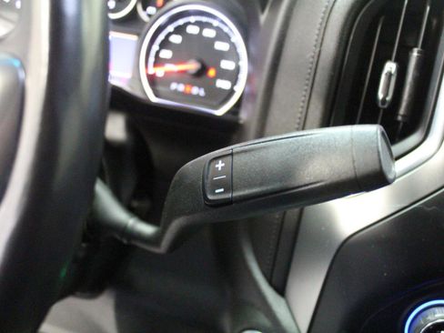 Used 2021 Chevrolet Silverado 1500 LT Trail Boss image 16