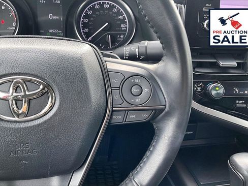 Used 2023 Toyota Camry SE image 19