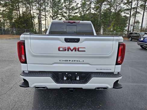 Used 2025 GMC Sierra 1500 Denali image 6