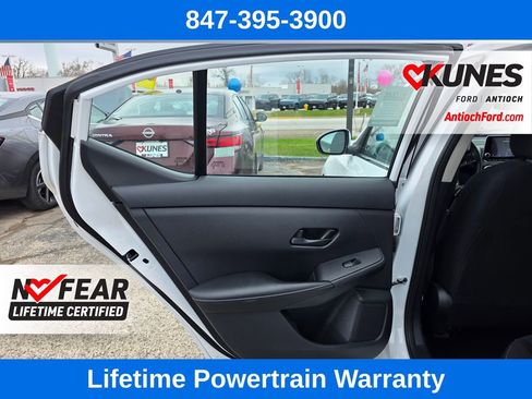 Used 2024 Nissan Sentra SV image 17