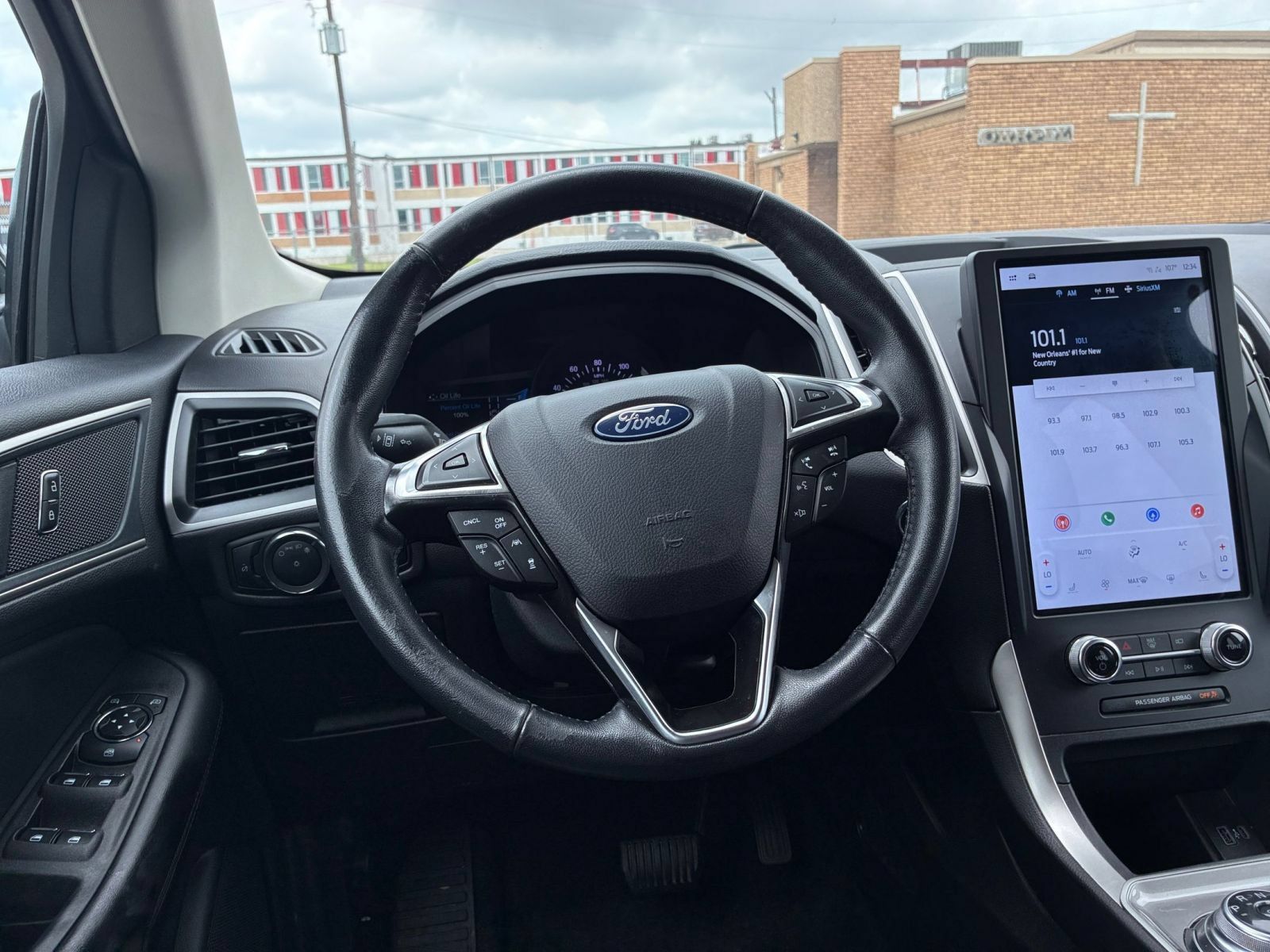 Used 2024 Ford Edge SEL AWD/4WD image 34