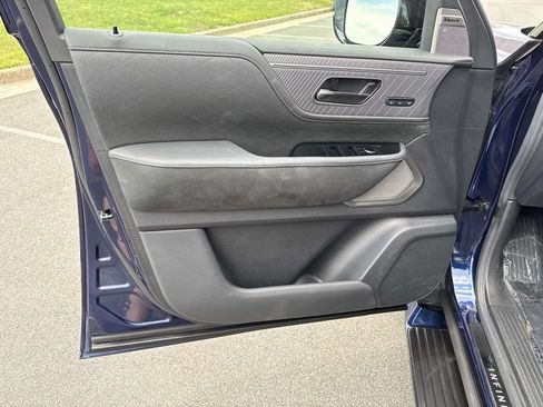 Used 2025 INFINITI QX80 Autograph AWD/4WD image 29