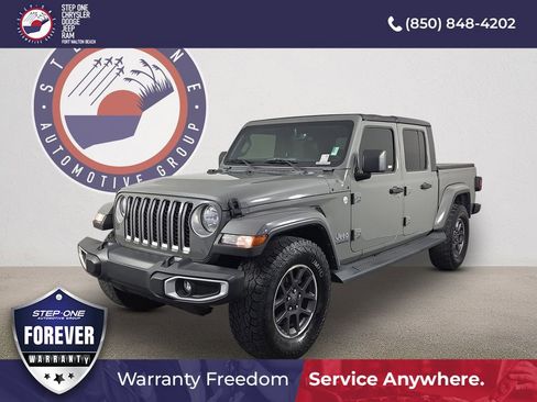 Used 2021 Jeep Gladiator Overland w/ Popular Equipment Package AWD/4WD image 2